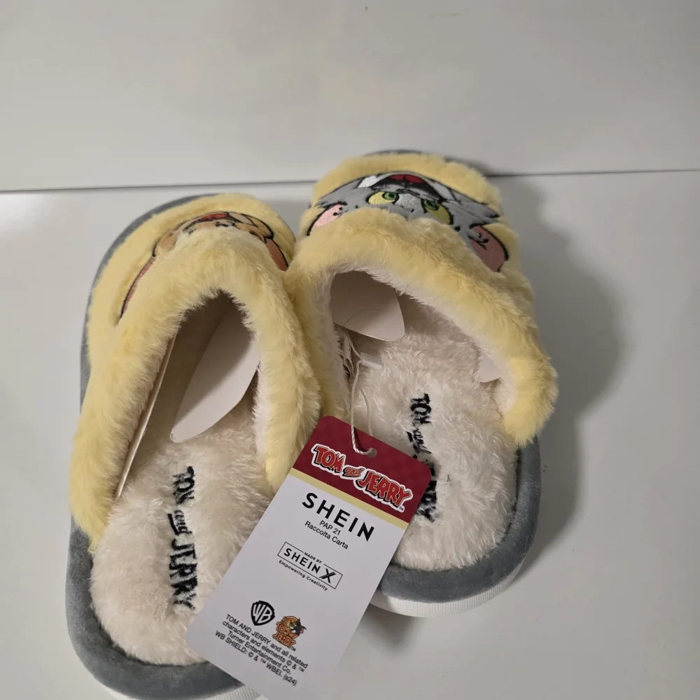 Shein Tom And Jerry Robe And Slipper Set Robe XL Slippers EU 42